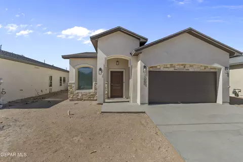 6015 Spring Ridge Dr, Santa Teresa, NM 88008