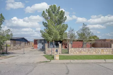 8860 Buena Park Dr, El Paso, TX 79907