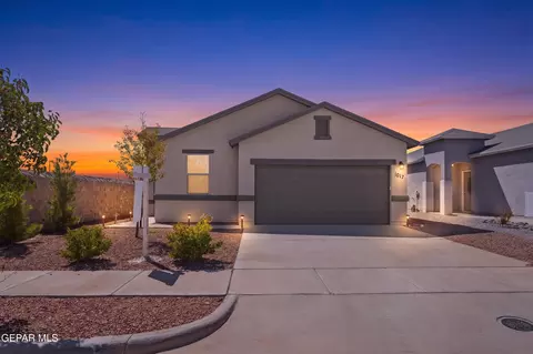 1017 Ultrastar Pl, Horizon City, TX 79928
