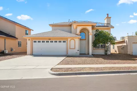 729 Paseo Sereno Dr, Horizon City, TX 79928