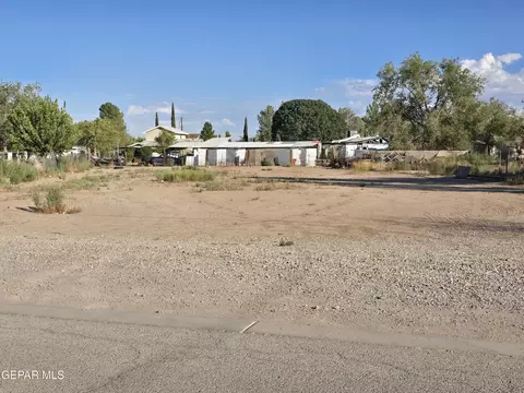 1442 Las Pompas Rd, San Elizario, TX 79849