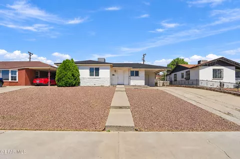 5119 Garry Owen Rd, El Paso, TX 79903