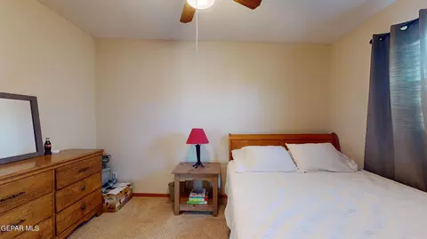 Bedroom - 12421 N Loop Dr, Clint, TX 79836 photo 5 of 8