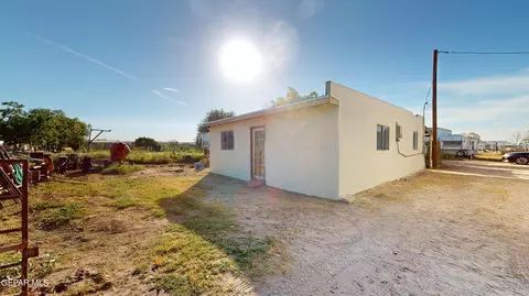 Exterior - 12421 N Loop Dr, Clint, TX 79836 photo 8 of 11