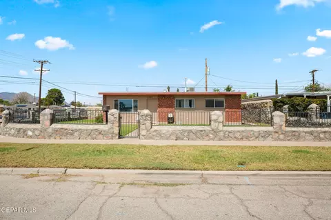 5001 Blue Ridge Dr, El Paso, TX 79904