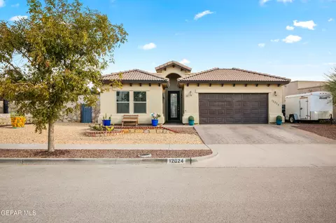 12024 Silver Crown Rd, El Paso, TX 79928