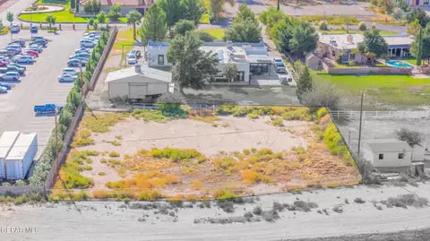 5016 Country Club Pl, El Paso, TX 79922