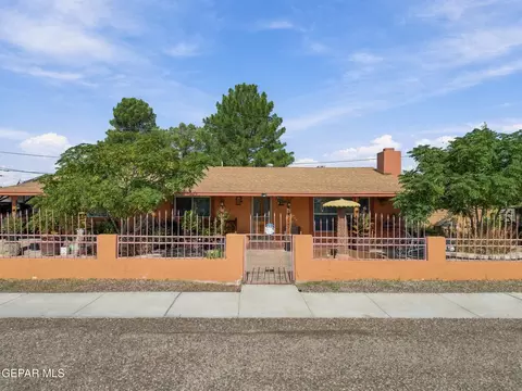 769 Lico Ln, Socorro, TX 79927