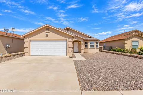 10765 Blue Sage Cir, El Paso, TX 79924
