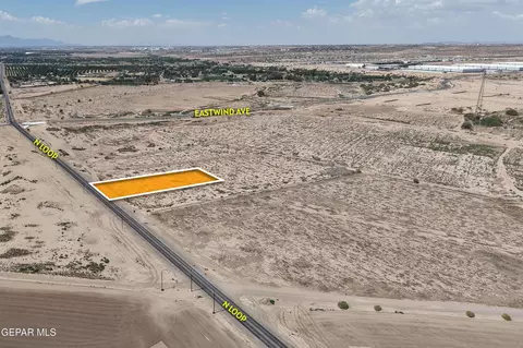 12649 N Loop Dr, Clint, TX 79836 photo 2