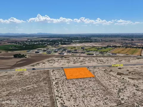 12649 N Loop Dr, Clint, TX 79836 photo 3