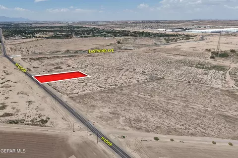 12641 N Loop Dr, Clint, TX 79836 photo 4