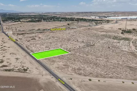 12701 N Loop Dr, Clint, TX 79836 photo 2