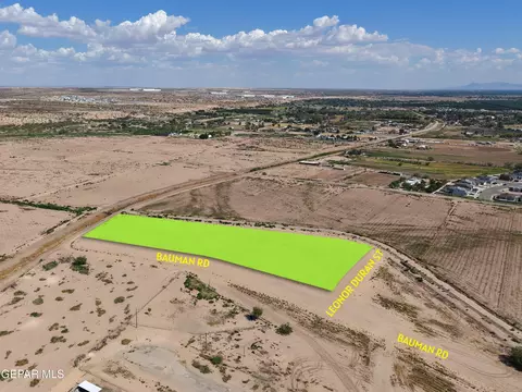690 Bauman Rd, Socorro, TX 79927