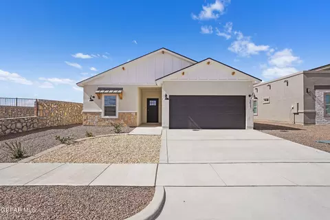 613 Paseo De La Reina St, Horizon City, TX 79928