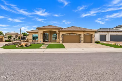6409 Passo Via St, El Paso, TX 79932