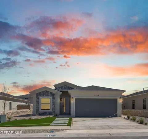 5677 Purple Mat Ave, El Paso, TX 79934