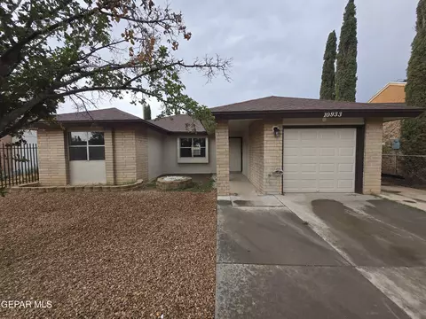 10933 Babe Ruth St, El Paso, TX 79934