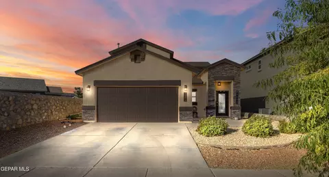 6908 Copper Town Dr, El Paso, TX 79934