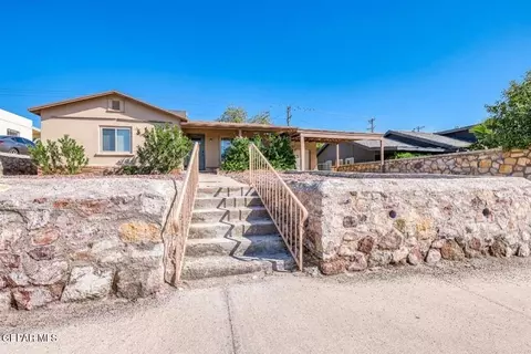 3324 N Stanton St, El Paso, TX 79902