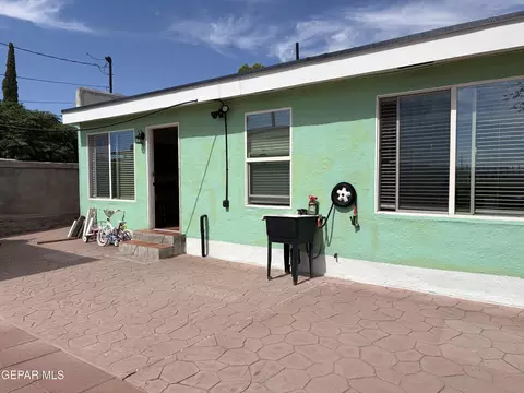 7332 SE Wilcox Dr E, El Paso, TX 79915