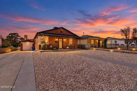 1405 Howze St, El Paso, TX 79903