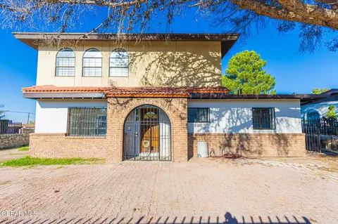 1017 Lariat St, El Paso, TX 79915