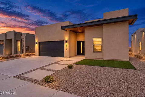 12713 Captain Claudia Ct, El Paso, TX 79928