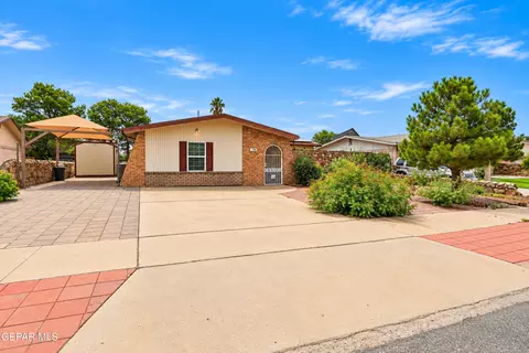 1708 Dean Martin Dr, El Paso, TX 79936