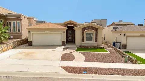 7812 Enchanted View Dr, El Paso, TX 79911