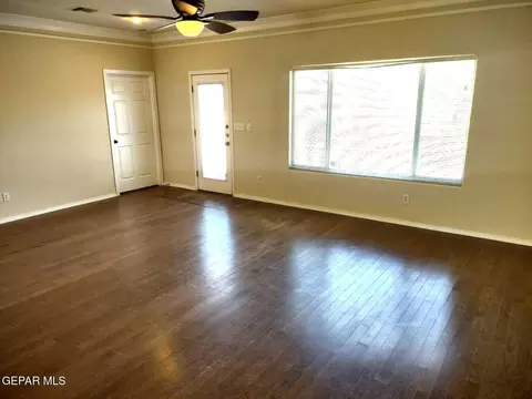 Living - 633 Bariloche Dr, Anthony, TX 79821 photo 1 of 7