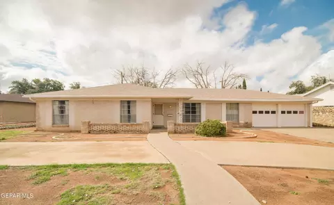 8808 Sampson Ct, El Paso, TX 79925