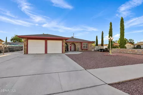 1741 Karl Wyler Dr, El Paso, TX 79936