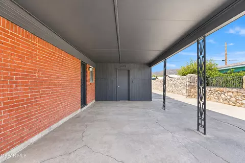 9123 Mount Etna Dr, El Paso, TX 79924
