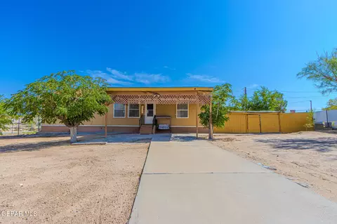 1551 Seminole Dr, El Paso, TX 79928