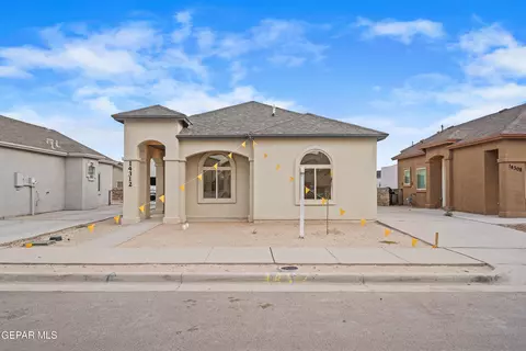 14305 Tobe Davis Dr, Horizon City, TX 79928