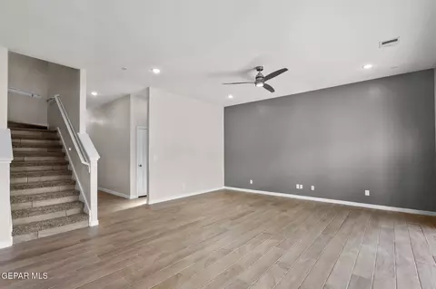 Living - 11477 Eclipse, Socorro, TX 79927 photo 3 of 4