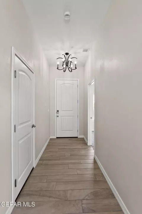 Entry Way - 11477 Eclipse, Socorro, TX 79927 photo 1 of 4
