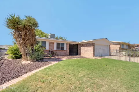 1573 Dale Douglas Dr, El Paso, TX 79936