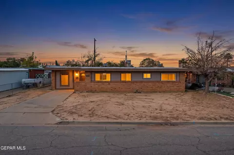 10080 Newcastle Dr, El Paso, TX 79924