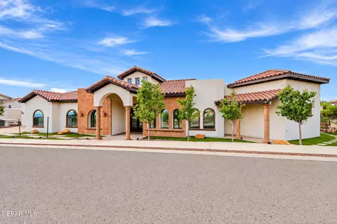 1217 Calle Alta Dr, El Paso, TX 79912