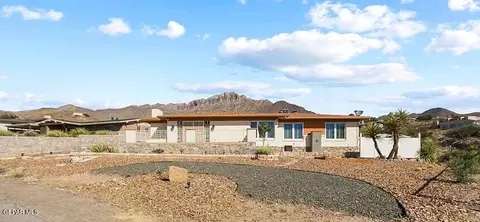 3115 Titanic Ave, El Paso, TX 79904