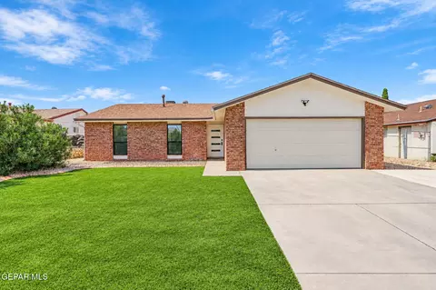 1823 Dean Martin Dr, El Paso, TX 79936