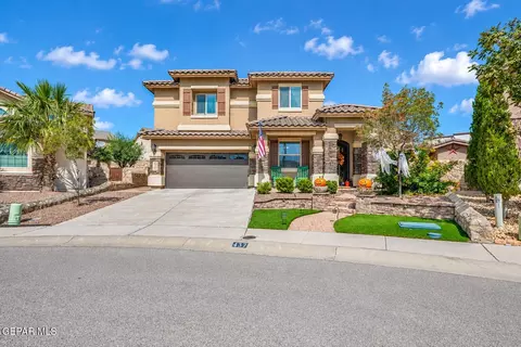 437 Chandelier Rd, Horizon City, TX 79928