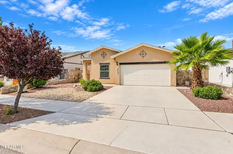 6409 Tama St, El Paso, TX 79932