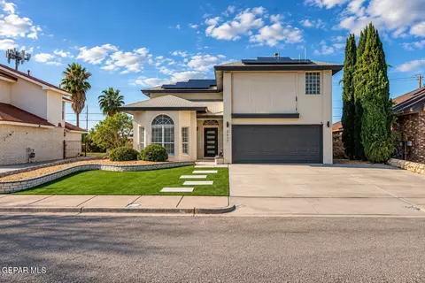 2037 Sun Country Dr, El Paso, TX 79938