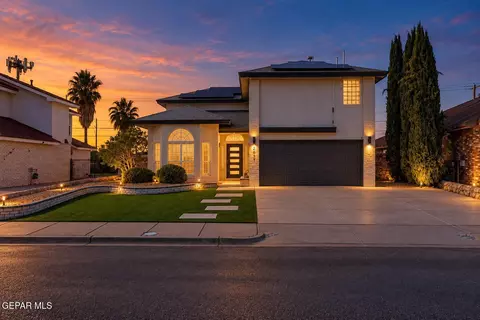 2037 Sun Country Dr, El Paso, TX 79938