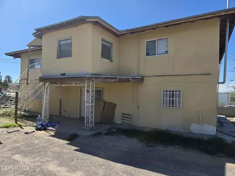 13000 Barnard Dr, El Paso, TX 79928