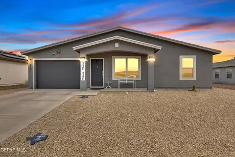 952 Painted Lady St, Horizon City, TX 79928