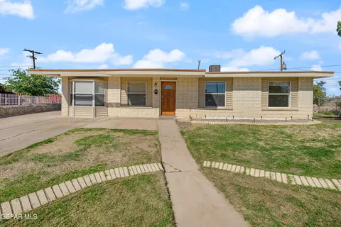 7800 Dolores Ct, El Paso, TX 79915